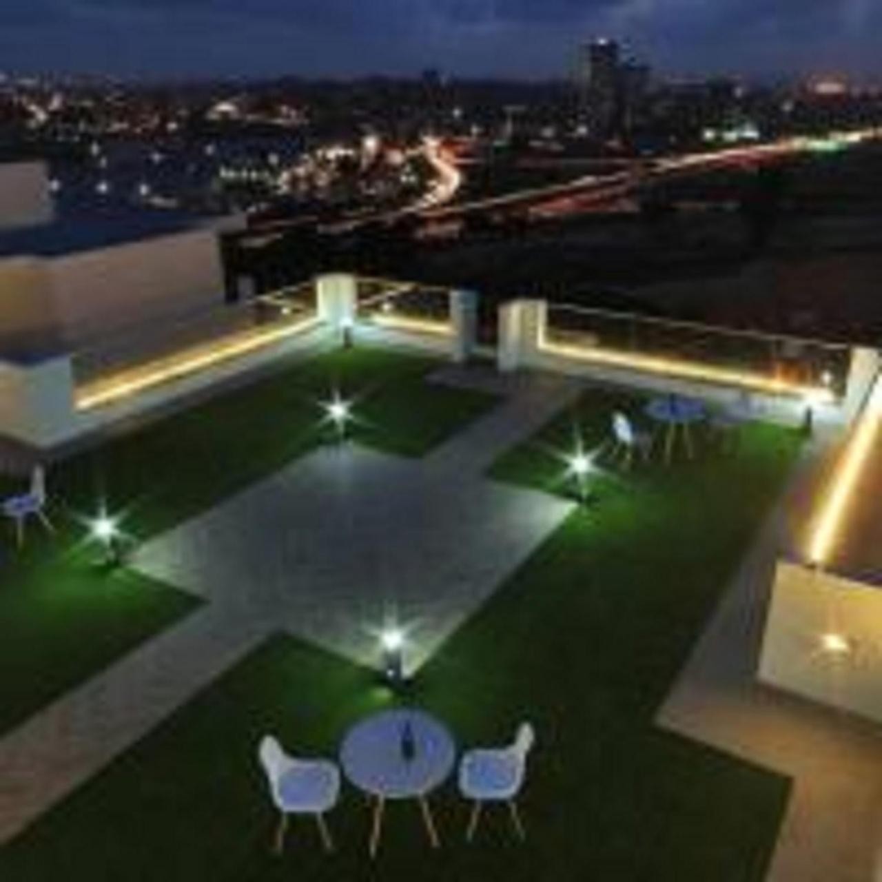 Doc's Suite Accra Exterior foto